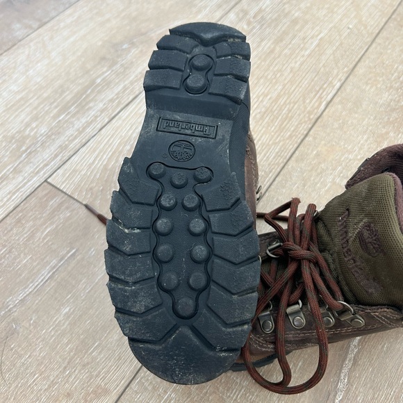 Timberland Boys Brown Hiking Boots - Picture 8 of 14
